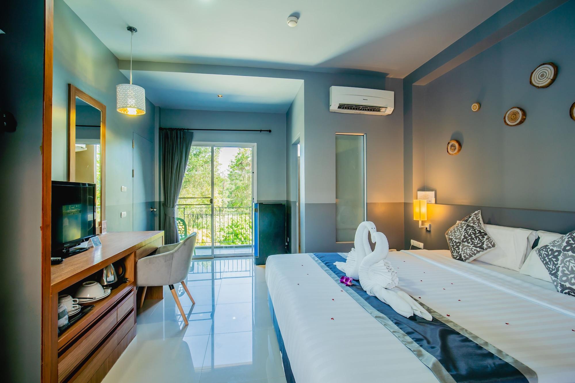 The Rubber Hotel Phuket Таланг Екстериор снимка